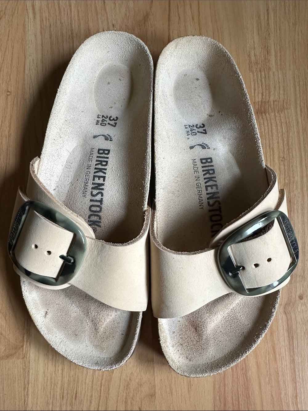 GUC BIRKENSTOCK Madrid Big Buckle One-Strap Sandal in Beige
